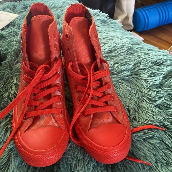 Converse - Picture 2 of 9